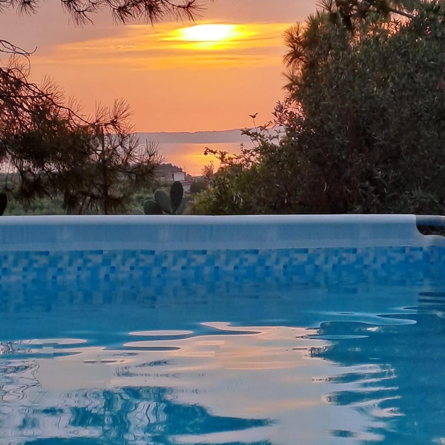 Villa Gatto Rometta Marea Exteriér fotografie
